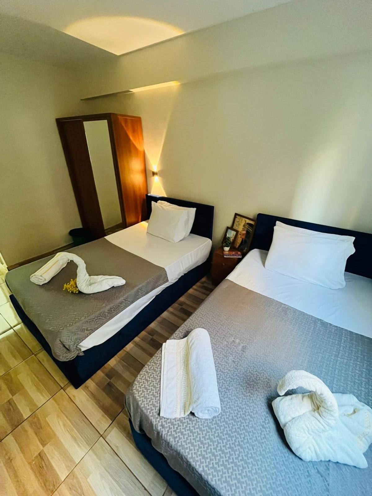 Rev Inn Hotel ไคโร ภายนอก รูปภาพ